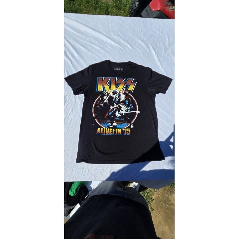 KISS Alive in '75 T-Shirt Tee Shirt Size S